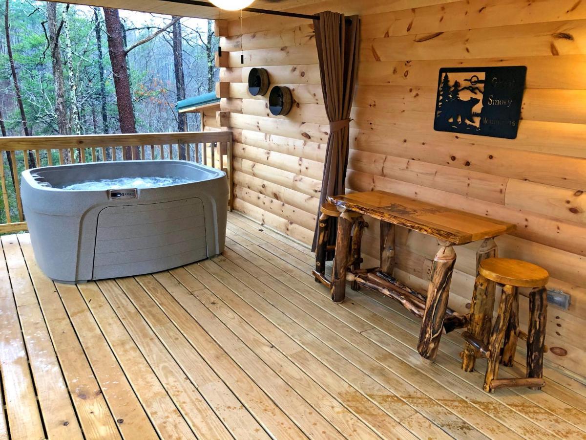 Villa Gatlinburg - Honeymoon Hideaway Exterior foto